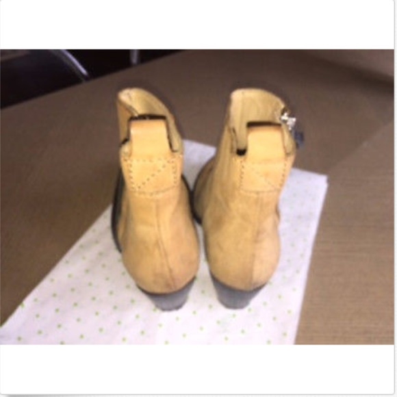 COPY - ACNE Beige Suede Leather Pistol Boots SZ 38 - Picture 6 of 7